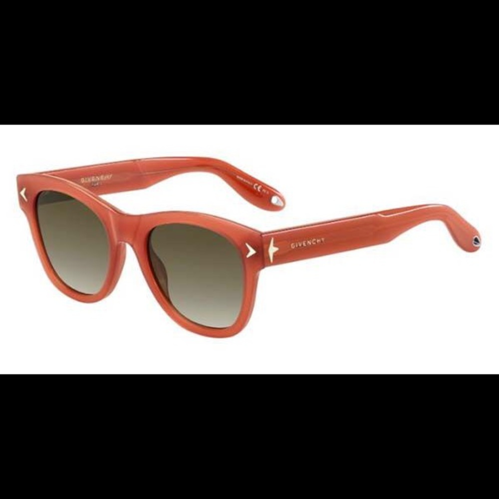 Givenchy 7010/S sunglasses - Picture 6 of 7